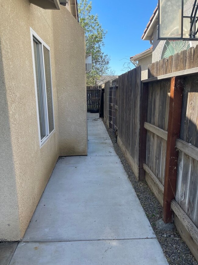 Photo - MOVE-IN READY – THIS ONE WILL GO FAST!