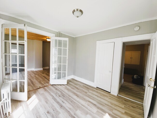 Photo - 221 8th St E Unit 1