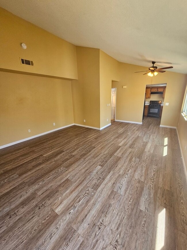 Photo - 12th St Omid Unit #3