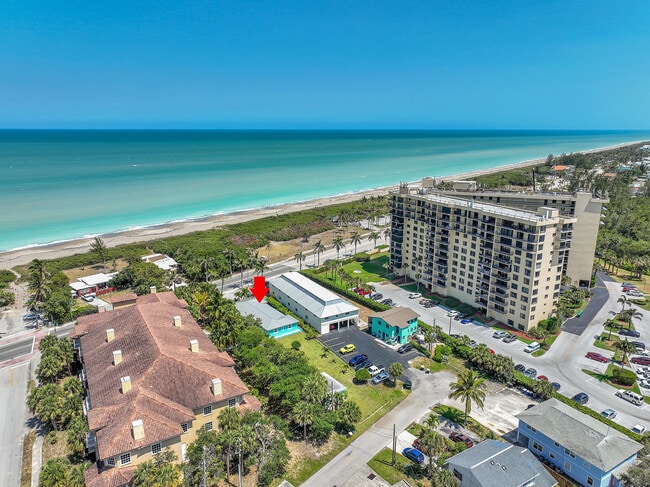 Building Photo - 711 S Ocean Dr Rental