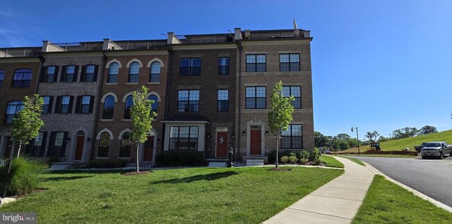 Photo - 627 Leigh Wy. Townhome