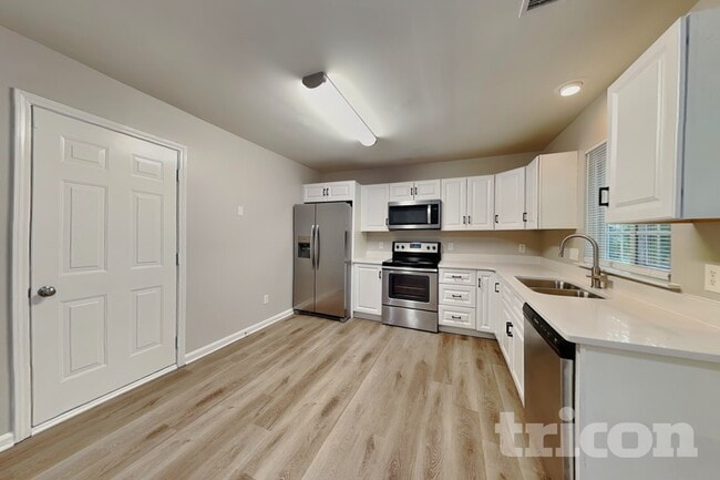 Photo - 1549 Rumstone Ln