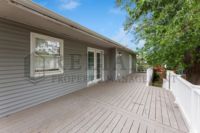 Photo - 2021 S Flynn St