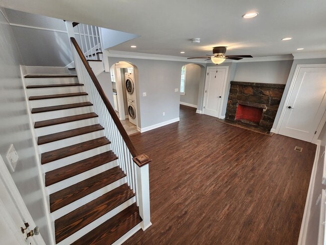 Photo - 2 Bedroom || 1 Bathroom House - Newly Reno...