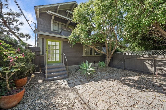 Building Photo - 50 Wavecrest Ave Unit 1 Rental