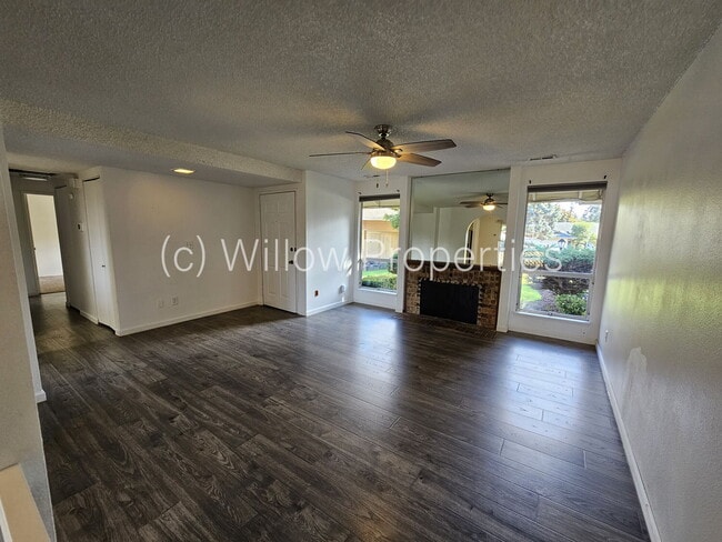 Photo - 3 bedroom rambler in Steilacoom