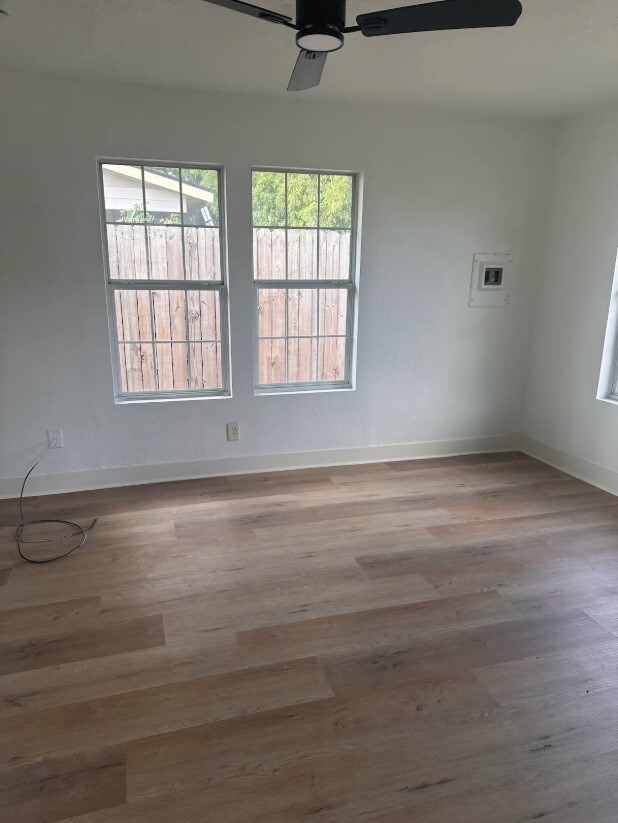 Building Photo - 1704 Sam Wilson St Unit 7