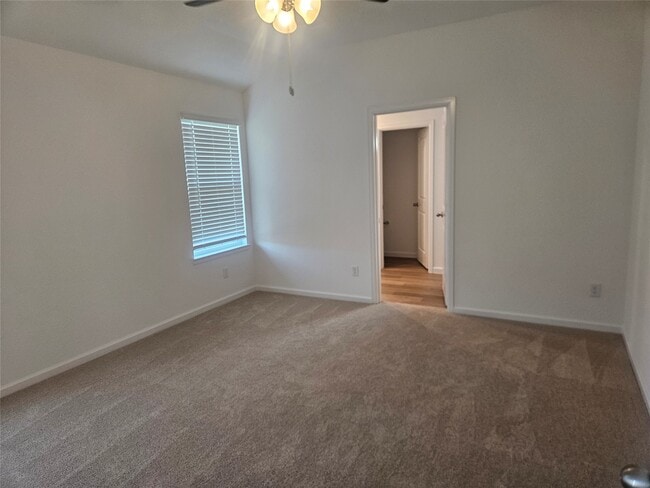 Photo - 826 Coffee Ml Ln