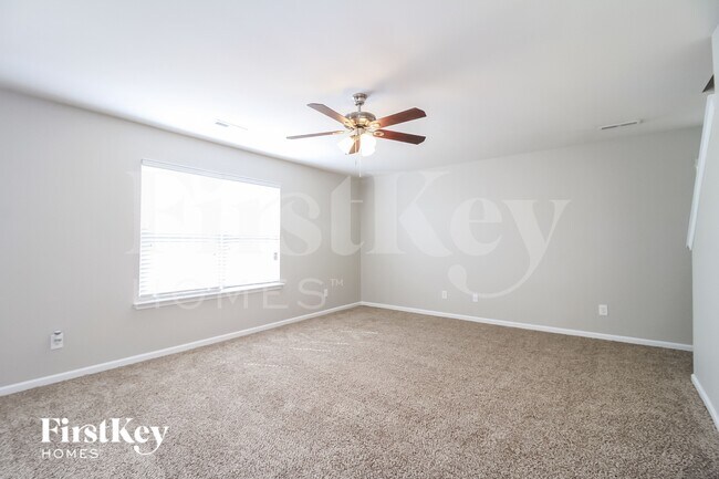 Photo - 1438 Waverly St