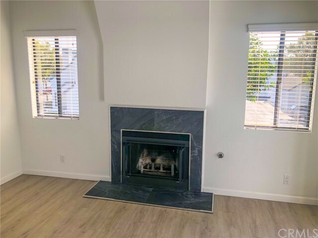 Photo - 123 Briarglen Unit 43