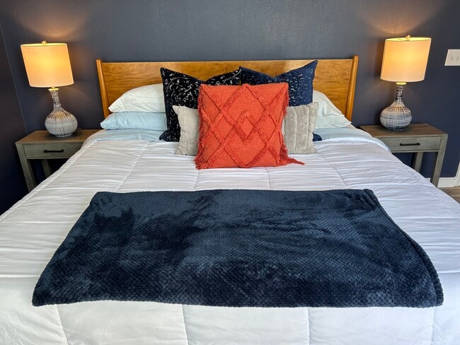 Cama principal - King - 2606 Wilson St