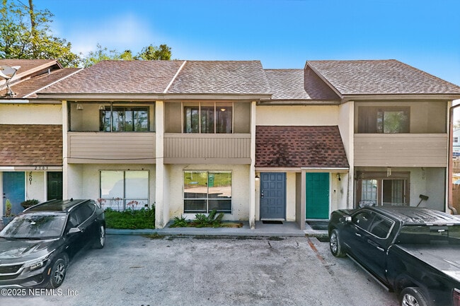 Photo - 2505 Waters Edge Dr Townhome