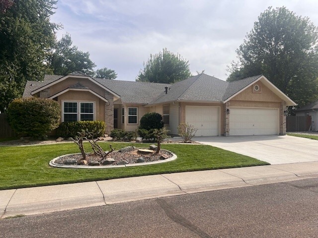 Photo - 900 N Player Ave