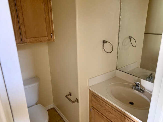 Photo - 2716 Phoenix St