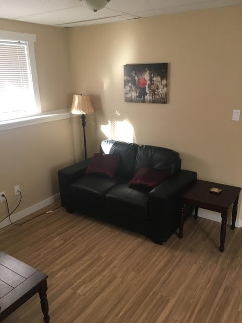 Photo - 10209-10217 17 St