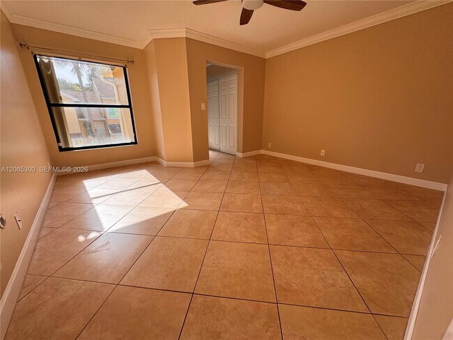 Photo - 211 SW 95 Terrace Unit 202
