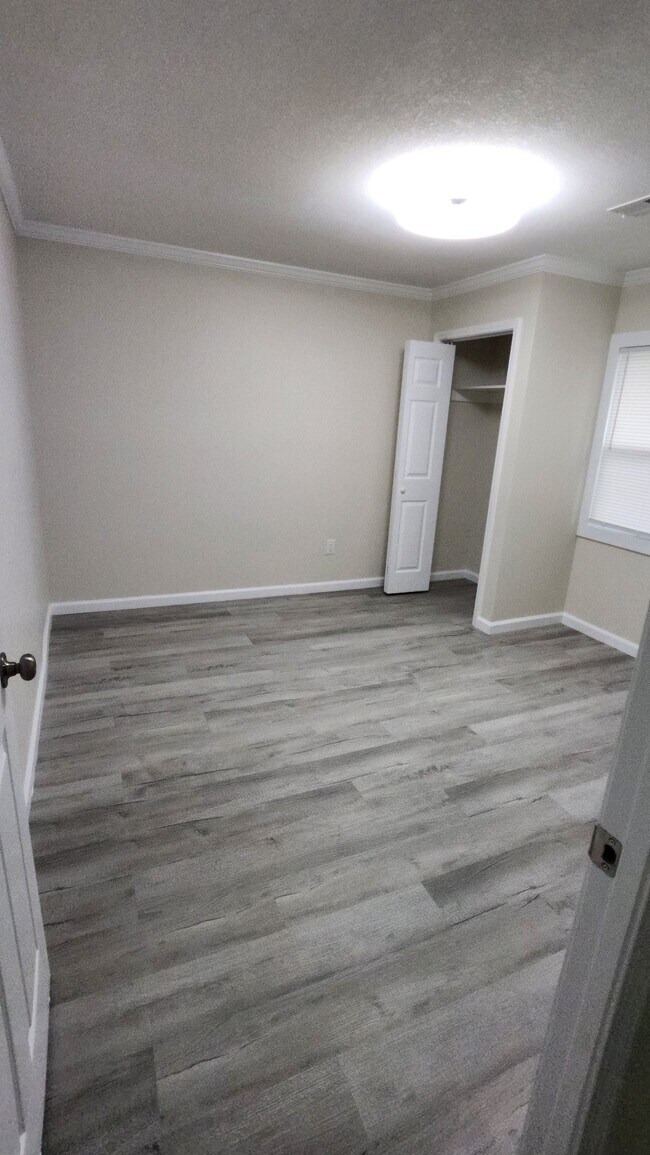 Photo - 130 Hillside Rd