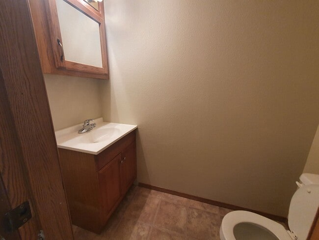 Photo - 20390 Skyview Dr Unit 20390 Skyview drive B