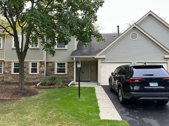 Building Photo - 162 Stirling Ln