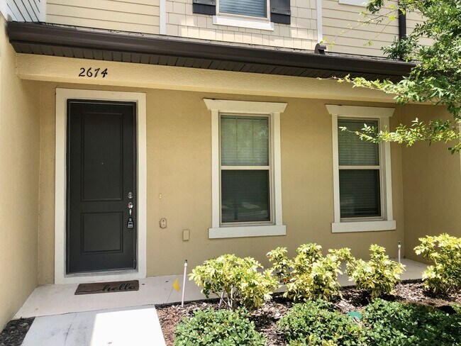 Photo - 2674 Mead Ave