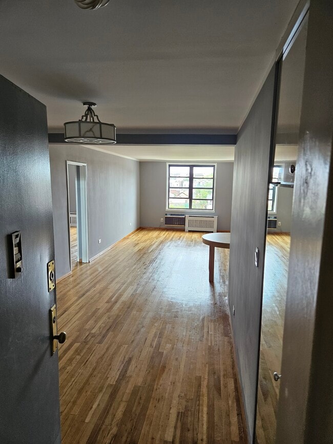 Photo - 2277 Homecrest Ave Unidad 4D