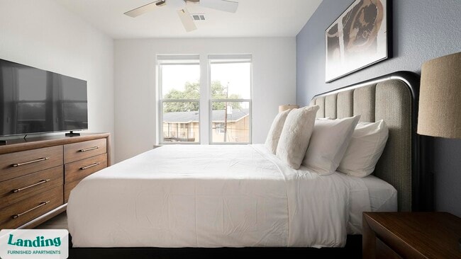 Photo - 3706 Goodwin Ave Unidad 250