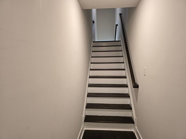 Photo - 226 Red Leaf Ln