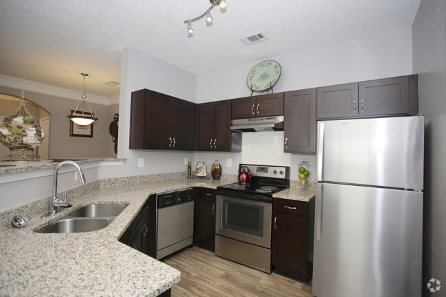 Photo - Oakwood Vista