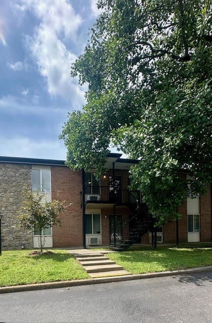Photo - Updated Condo Near Vanderbilt & Belmont with Pool Access Unit B-11