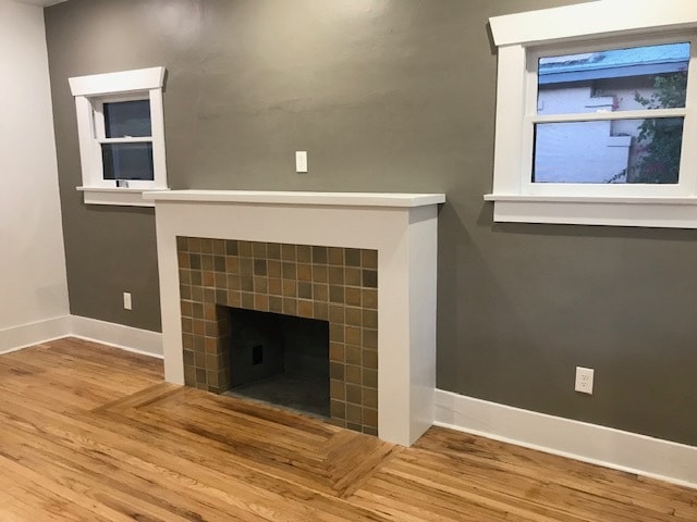 Living Room Fireplace (Not Operational) - 501 E Helen St