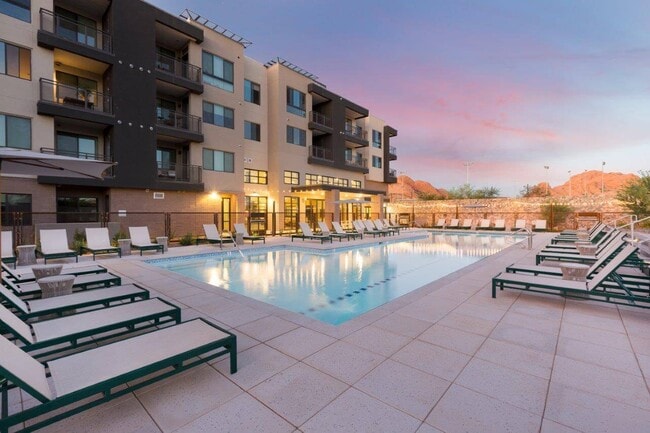 Scottsdale Entrada Apartments