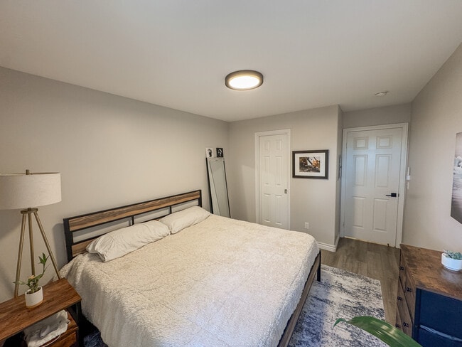 5252 Balboa Arms Dr Unit Clairemont Condo