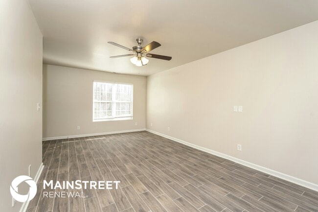 Photo - 1111 Maury Ln