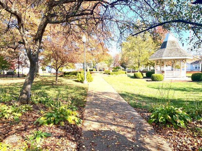 Photo - 5785 Kingsbury Pl Townhome