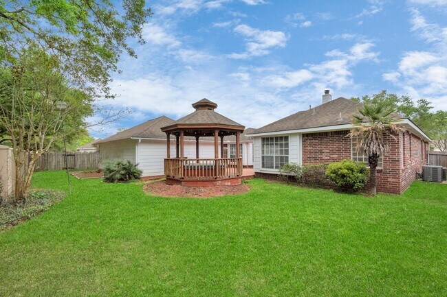 Photo - 1915 Crescent Oak Dr