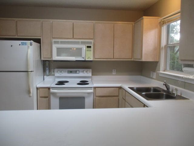 Photo - 7720 Lola Cir