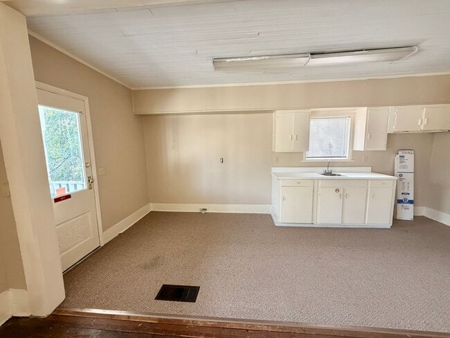 Photo - 227 S Zetterower Ave Unit A