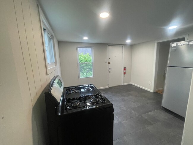 Photo - Charming Lower East Side Cottage Steps from Brady Street