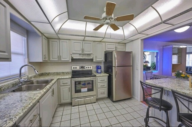 Photo - 4550 Cove Cir Unidad 808