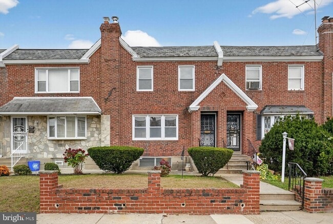 Photo - 7539 Mayland St