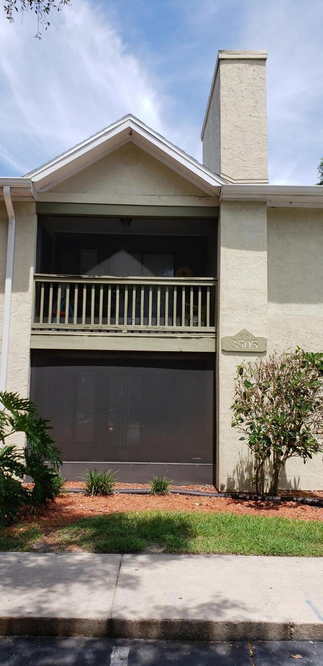 Building Photo - 3505 Sable Palm Ln Unit H