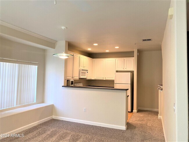 Photo - 4465 E Paradise Vlg Pkwy S