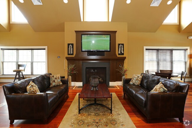 Clubhouse - Santini Villa Apartments