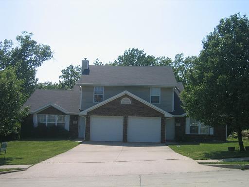 Building Photo - 3 Bed, 2 Bath Duplex