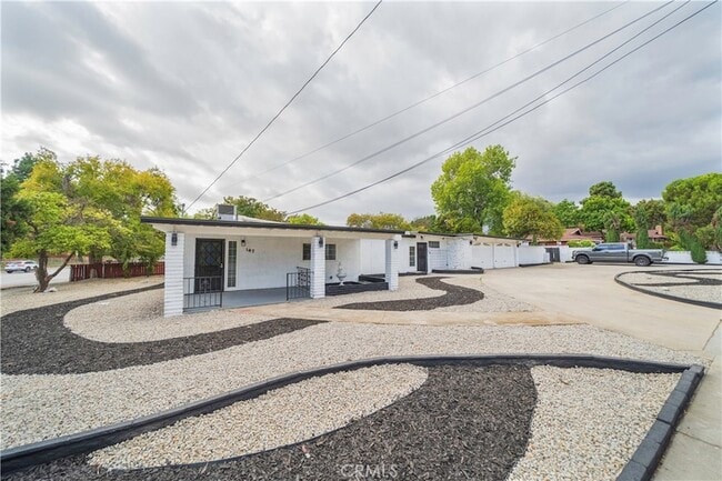 Photo - 147 E Central Ave