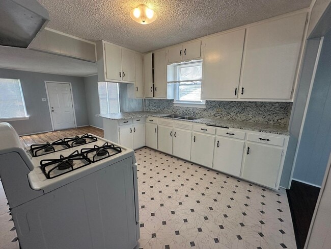 Photo - 1213 Kilgore Ln