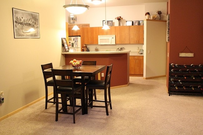 Photo - Valencia Place