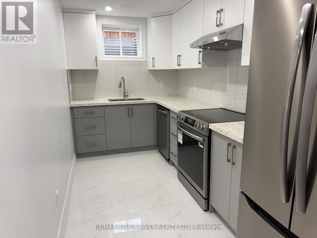 Photo - 131 Sharplin Dr