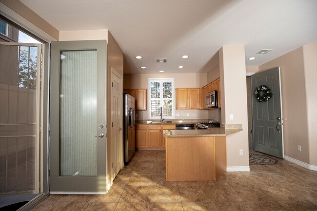 Photo - 5249 Brazelton St