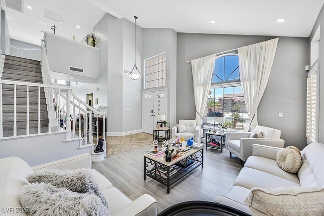 Building Photo - 8380 Campana Dr Rental